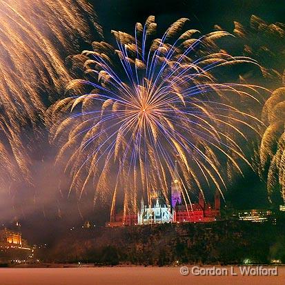 Winterlude 2010 Fireworks_13711crop.jpg - Winterlude ('Bal de Neige' in French) is the annual winter festivalof Canada's capital region (Ottawa, Ontario and Gatineau, Quebec).Photographed from Gatineau (Hull), Quebec, Canada.